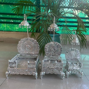 Duitse zilveren olifantenpoten Singhasan voor hindoeïstische religie, antieke geoxideerde zilveren godentroon, huistempel, decor Diwali, gratis expreslevering