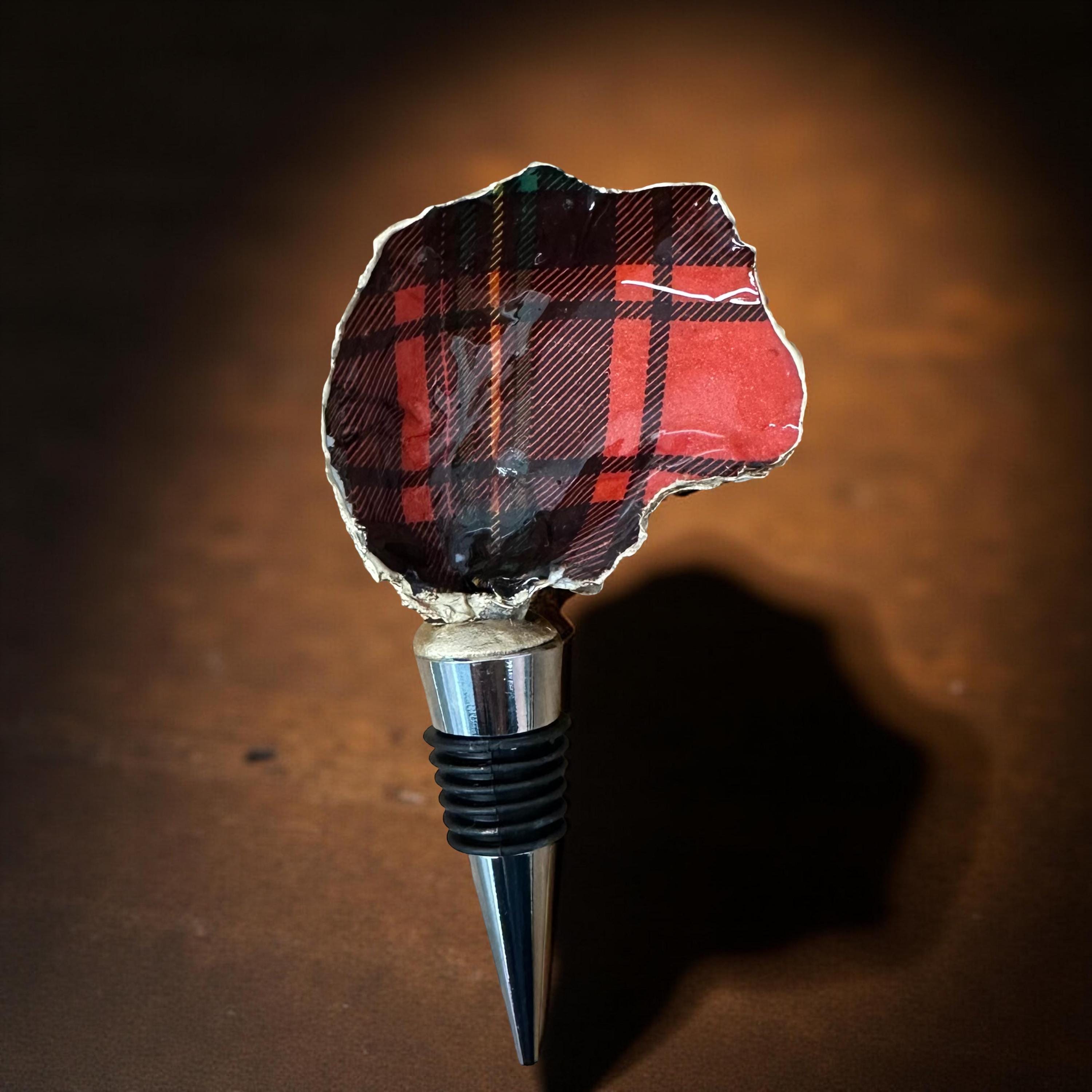 Red Plaid Oyster Shell Wine Stopper – Gold Rim
