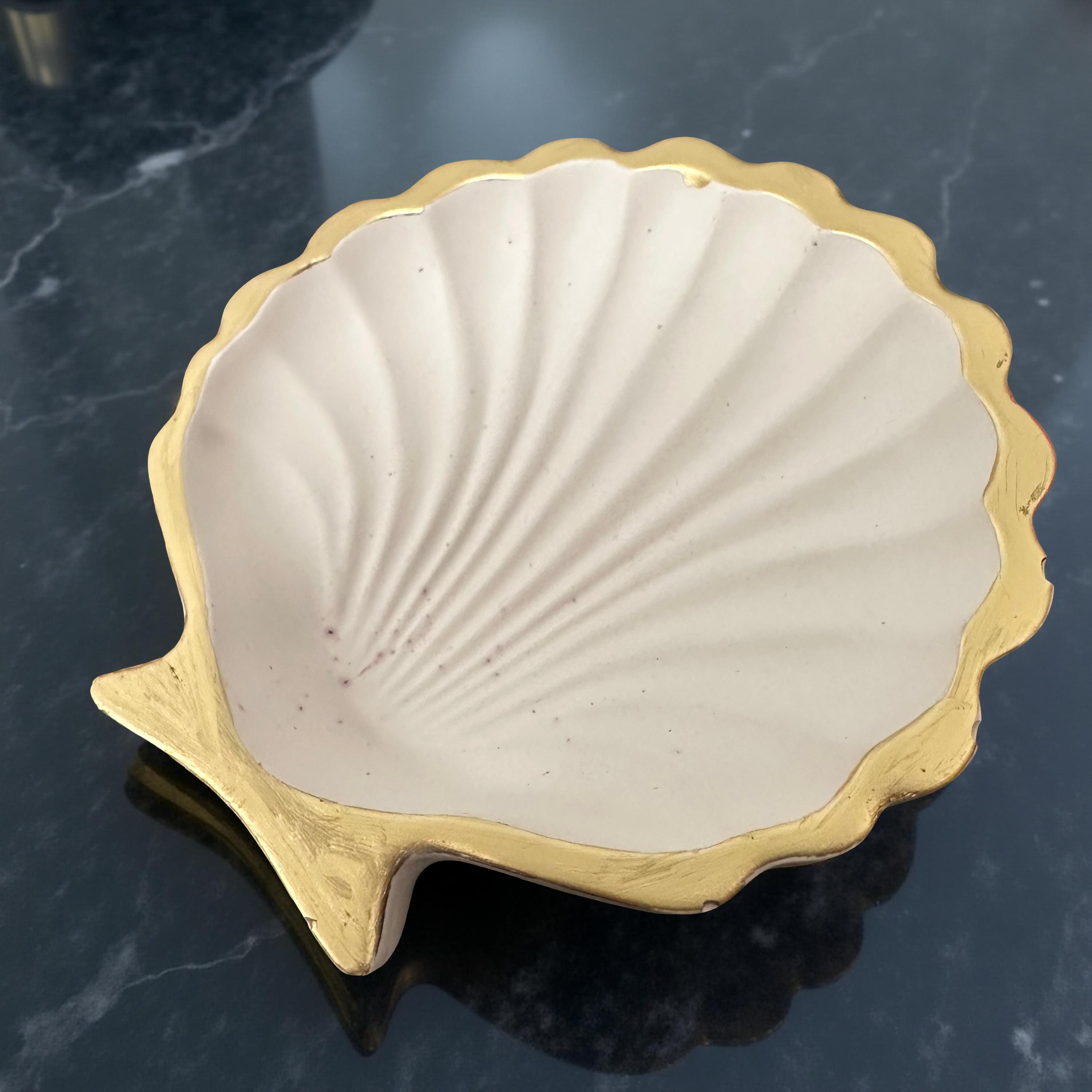 Luxurious Handcrafted Scallop Shell Trinket Dish with Gold Rim - Coastal Home Decor & Jewelry Tray - Thumbnail 2