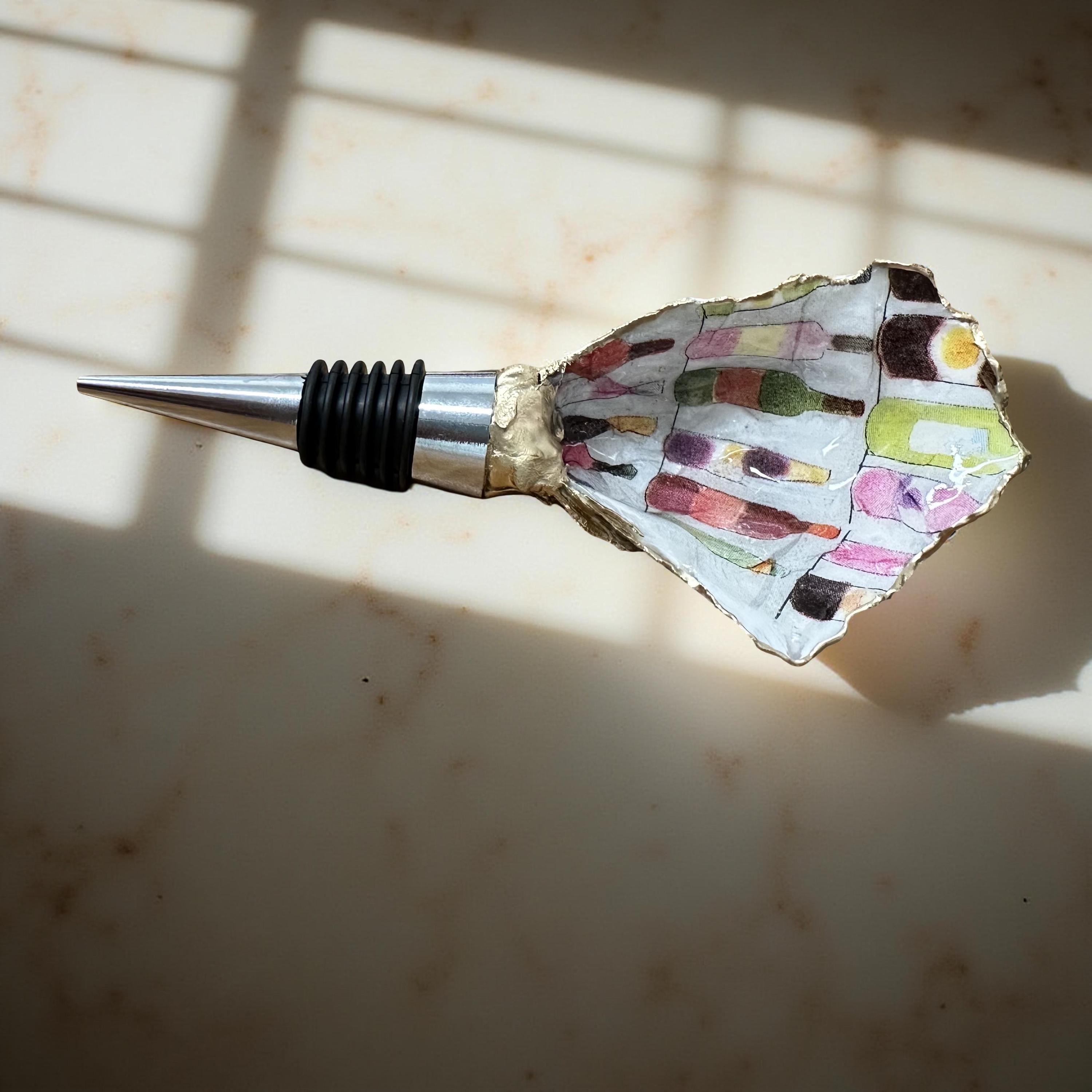 Vintner’s Palette Oyster Shell Wine Stopper – Gold Rim - Thumbnail 2