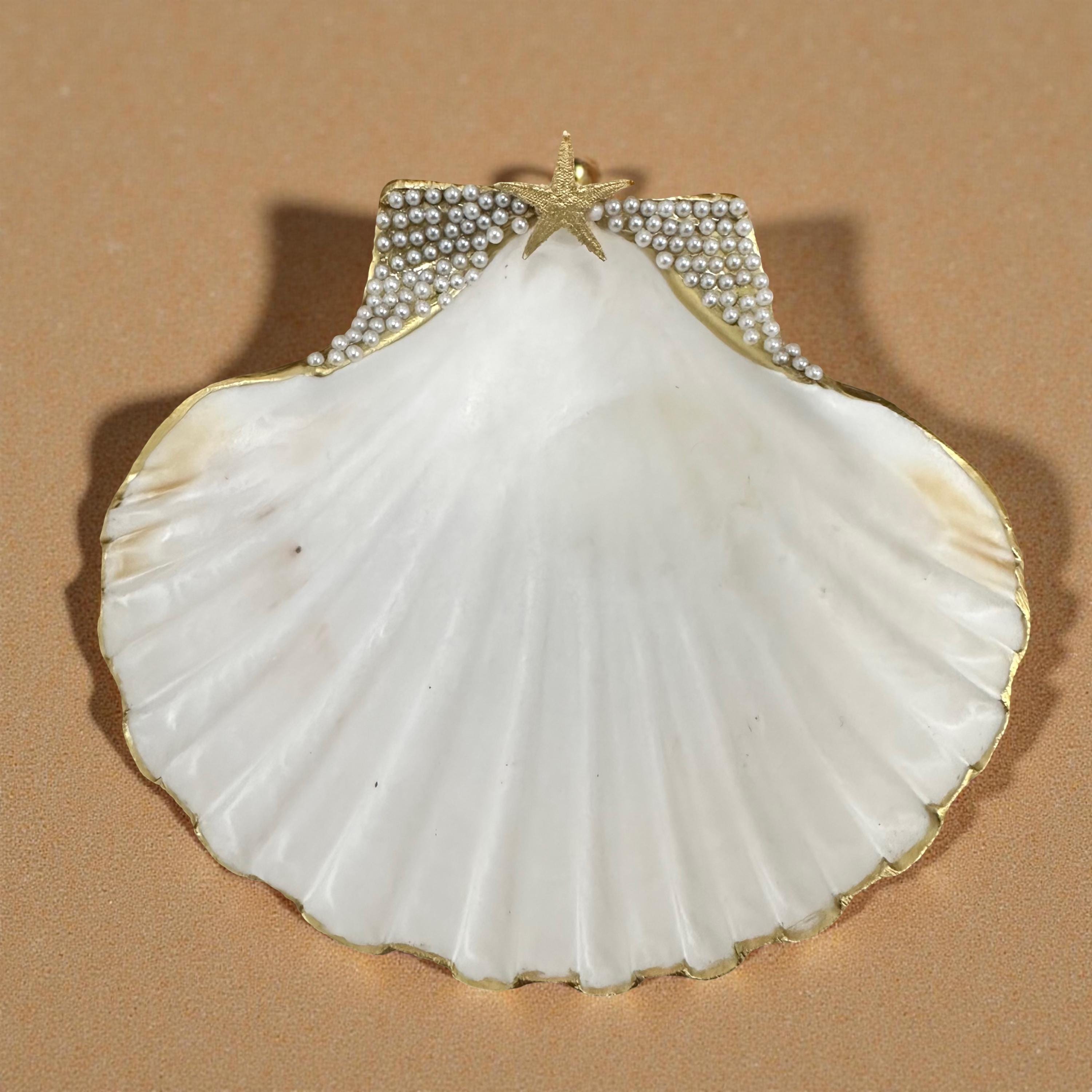 Pearl Crest Scallop Shell Trinket Dish – Gold Rim - Image 1