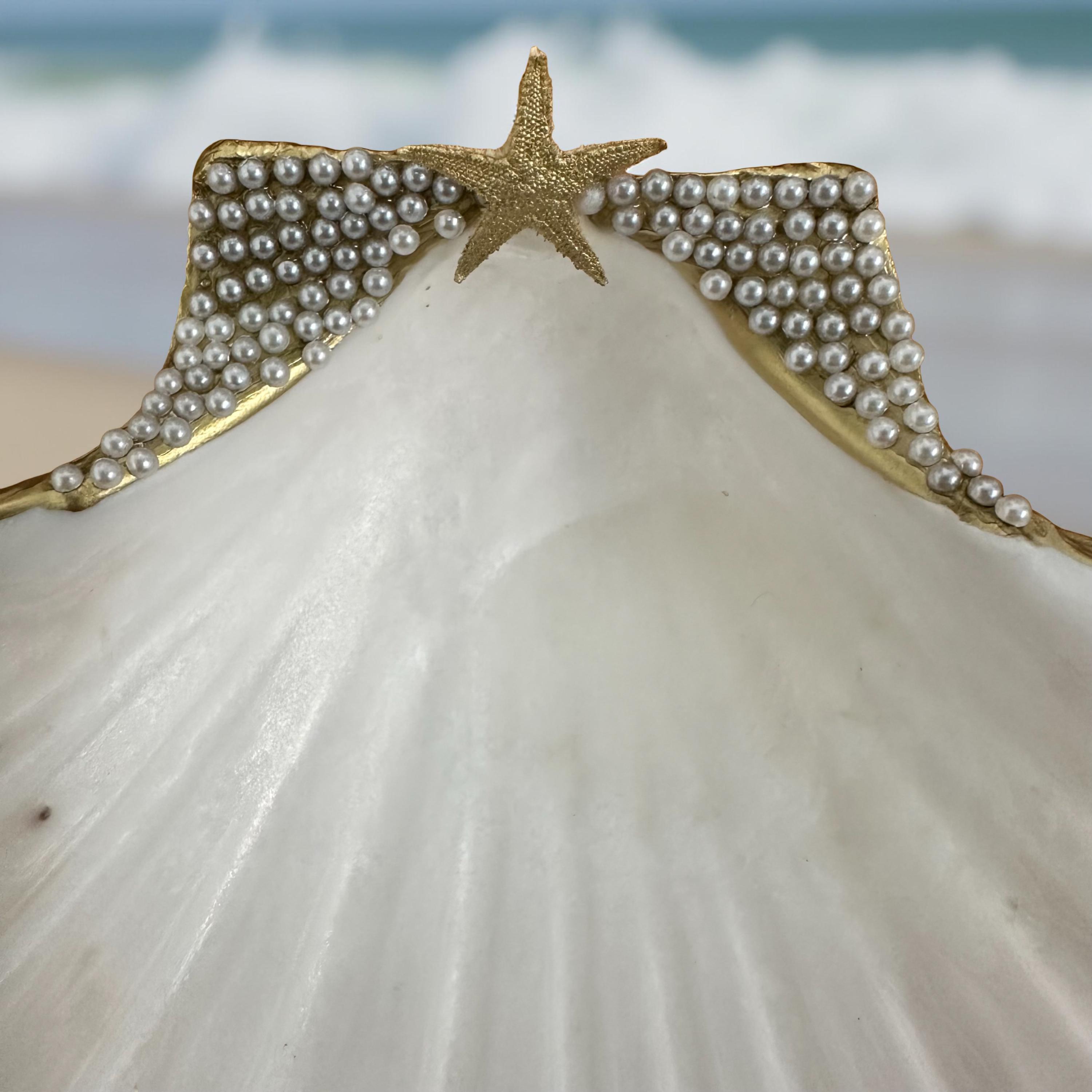 Pearl Crest Scallop Shell Trinket Dish – Gold Rim - Thumbnail 2