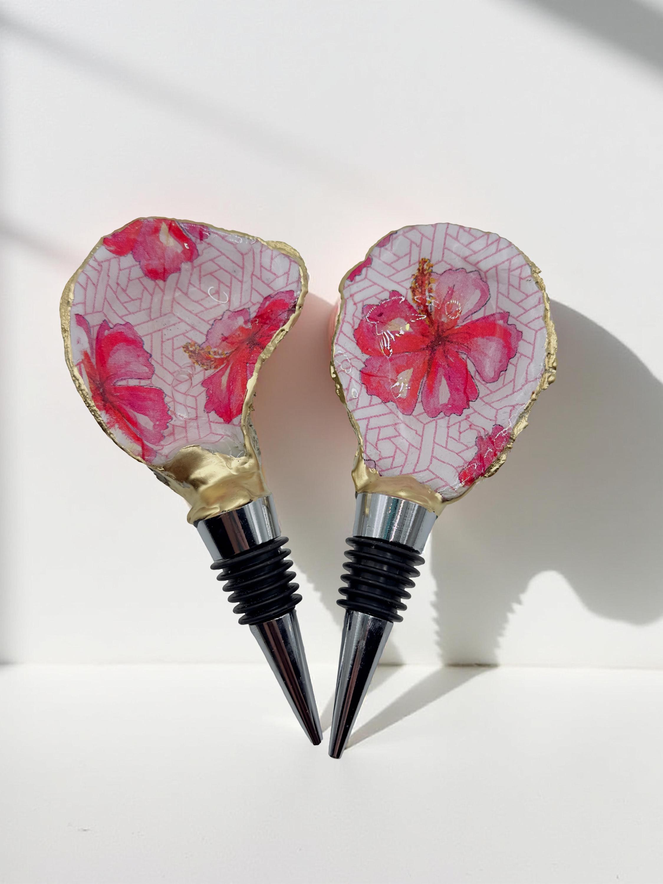 Hibiscus Bloom Oyster Shell Wine Stopper – Gold Rim - Image 1