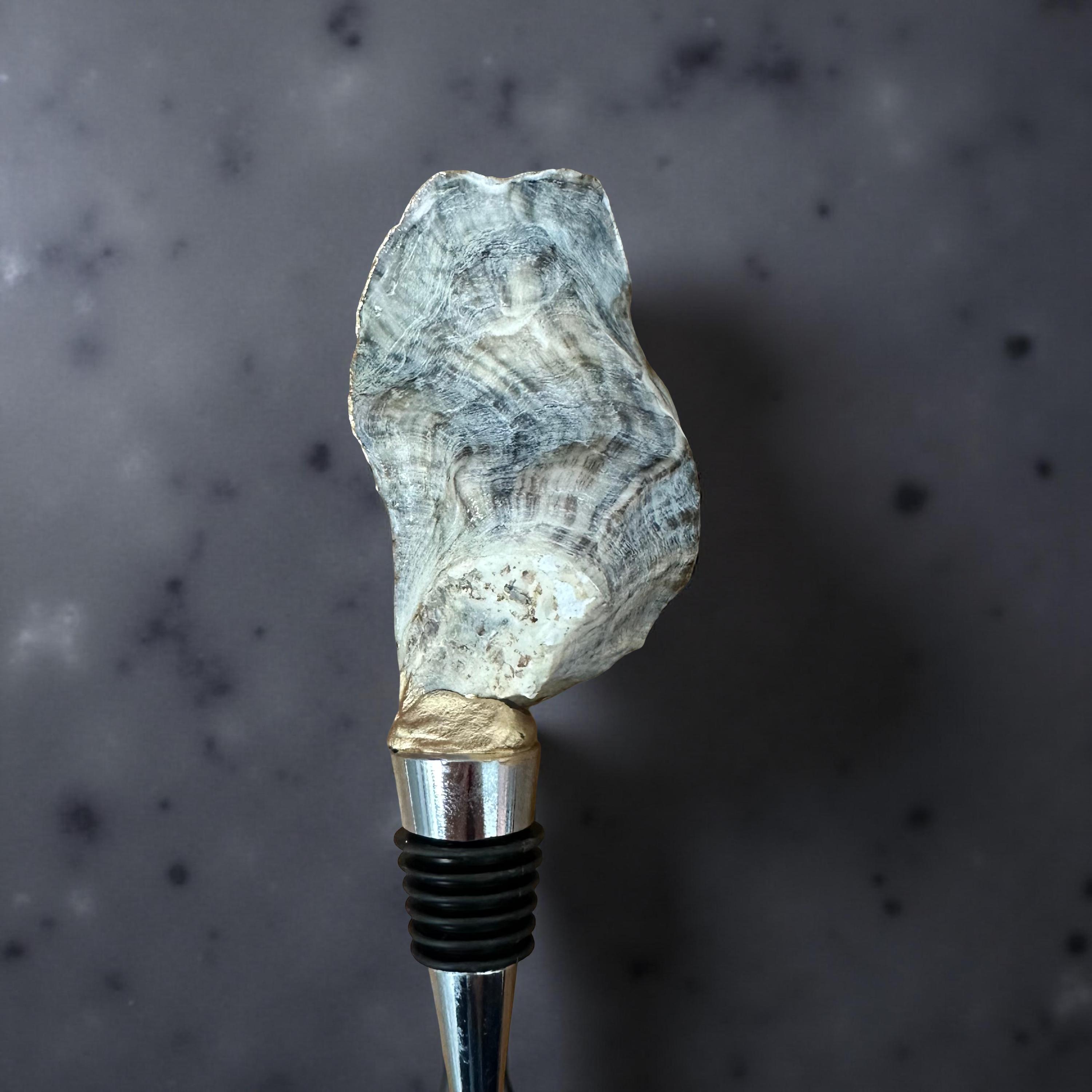 Red Plaid Oyster Shell Wine Stopper – Gold Rim - Thumbnail 2