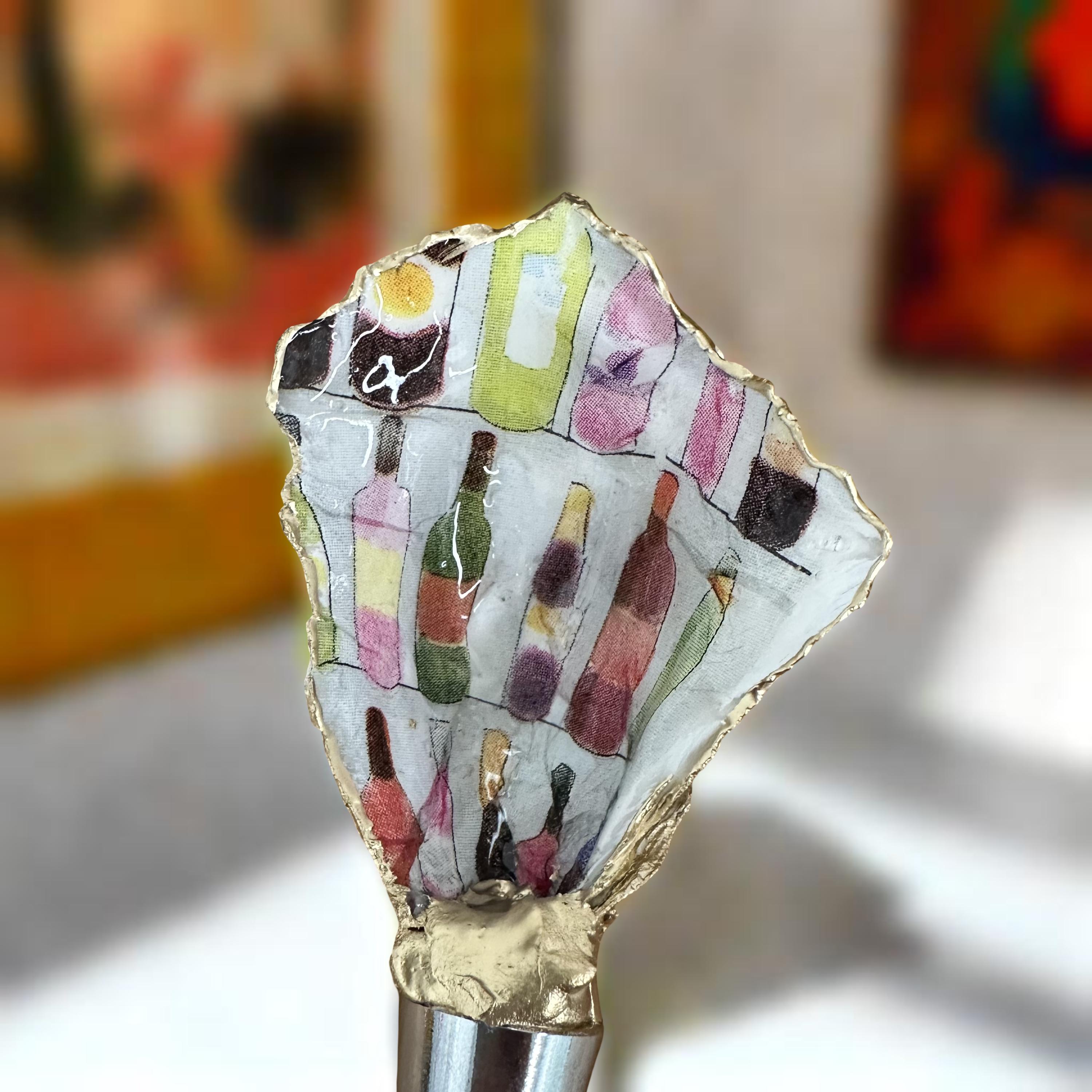 Vintner’s Palette Oyster Shell Wine Stopper – Gold Rim - Thumbnail 3