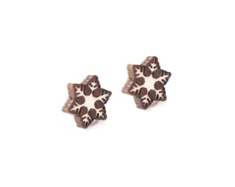 Wooden stud earrings - Christmas motif - "Brunn Snowflake"