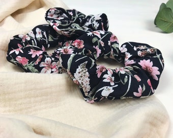 Scrunchie with floral print | Hair accessories for girls and women | Flower scrunchie | Hair tie | Hair band