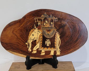 vintage Anglo-Indian rosewood inlaid plaque elephant carrying a king or royal figure Pre-owned very good condition