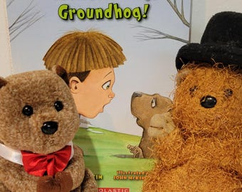 Good Morning, Groundhog!  children's book paperback with two TY Beanie Baby Punxsutawney Groundhogs. Pre-owned