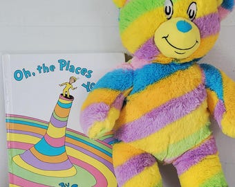 Build-A-Bear Workshop Oh, the Places You'll Go! Bear and Dr. Seuss book. Pre-owned EUC