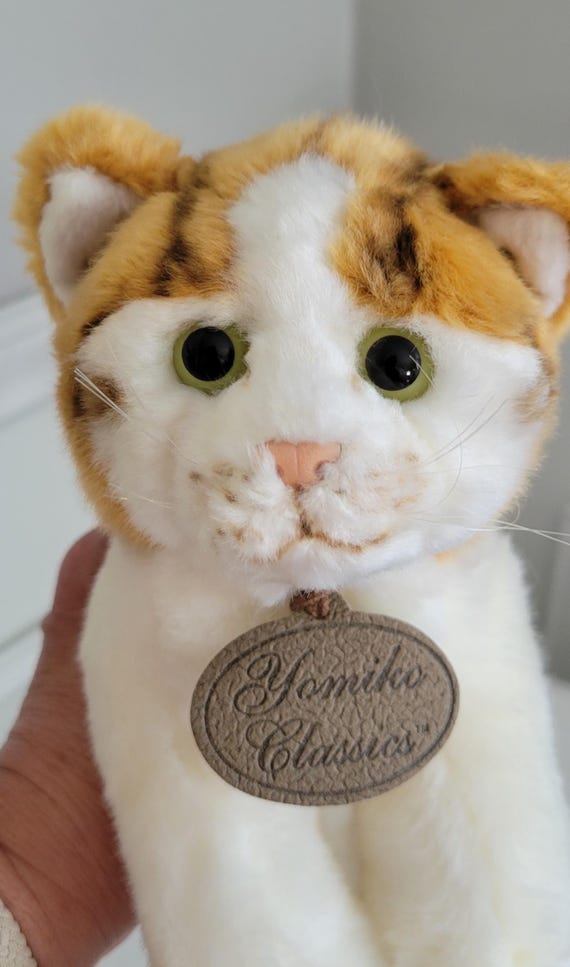 よーみ、クリスマス短毛ファーシュシュ(ゴールド×白)わんちゃん猫ちゃん用 Yomiko Classics Plush British Shorthair Cat: Realistic Russ Berrie