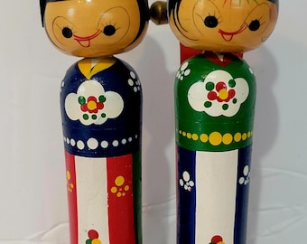 Vintage Japanese Kokeshi Wooden Bobble Head Bride and Groom 5.5 inches EUC