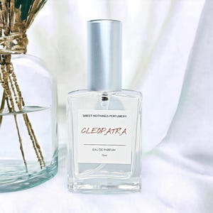 Cleopatra Perfume: Exotic Floral Fruity Scent - 15ml Spray