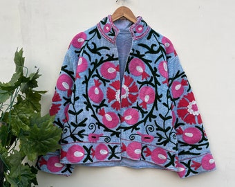 Chaqueta de bordado Suzani hecha a mano, abrigo de chaqueta de invierno, abrigo de mujer, chaqueta corta Suzani, chaqueta Suzani de tela TNT, bata, regalo para ella