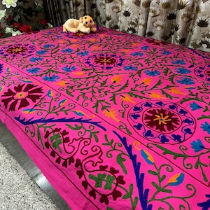 Pink Suzani Quilt hand embroidery bedspread, Suzani throw, Suzani Wall hanging & table cover, Suzani bedspread, Bohemian decor, Uzbek suzani