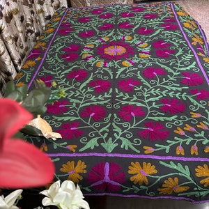 Cotton Suzani Bedspread, twin Size Bedcover, Embroidery Comforter, Suzani Wall Hanging, Floral Bed Linen, Antique Quilt, Boho Suzani Fabric