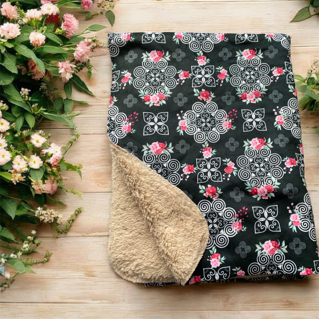 RED ROSE SHERPA BLANKET