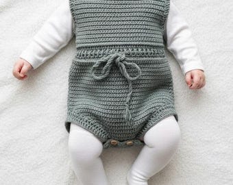 Crochet Pattern Baby Romper Easy Crochet Pattern Baby Clothes Handmade Gift for Baby Boys and Girls with Waist Ribbon (English only)
