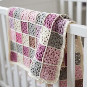 Easy Crochet Pattern Baby Blanket – Granny Squares with Merino Wool (US Terms, PDF)(English Only)