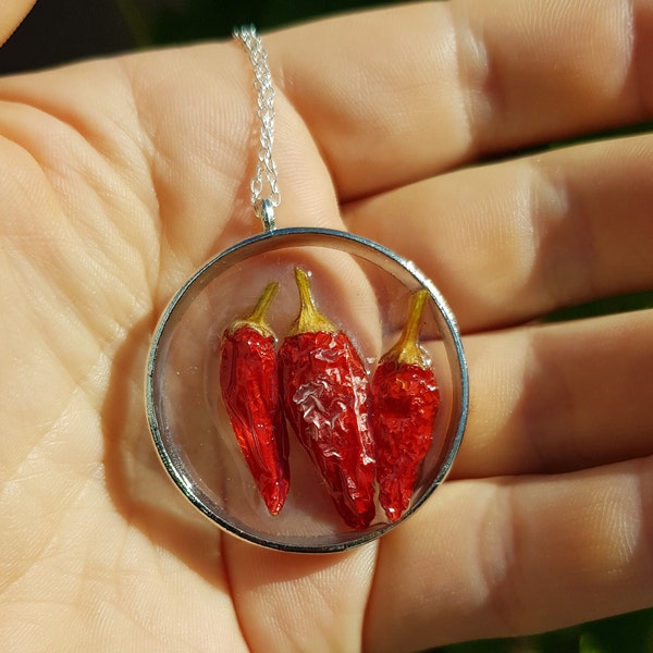 Collier de piment fait à la main