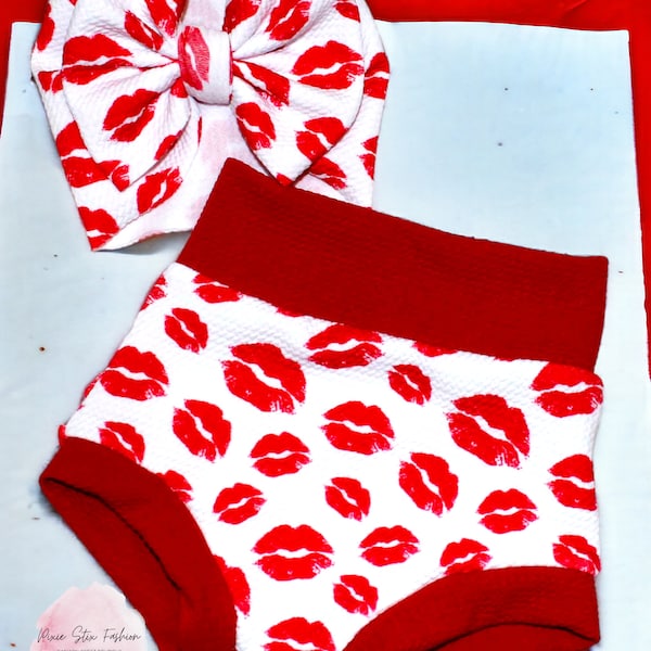 Valentinstag Baby Mädchen Outfit / Kleid/ Lippenstift Küsse / Valentinstag Pullover Kleid / Mock Neck Pullover / Lippenstift Küsse Valentinstag