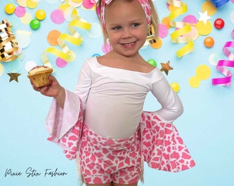 Pink Cow Spots Birthday Outfit/Bell Sleeve Leotard/Baby Fringed Bummies/Rodeo Outfit/Cowgirl Photo Shoot/Off Shoulder Bell Sleeve Bodysuit