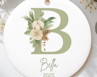 Buchstabe Namensverzierung, Familienandenken 2025, individuelle Initialenverzierung, Weihnachtsgeschenk, Familienandenken, Monogramm-Weihnachtsverzierung