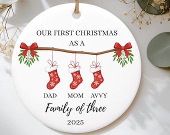 Dreiköpfige Weihnachtsverzierung, kundenspezifische neue Familienverzierung, Babys erste Weihnachtsverzierung, personalisierte Familienverzierung, Weihnachtsandenken