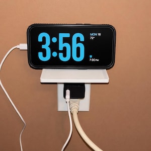 Estante de enchufe impreso en 3D: soporte para teléfono, llaves y reloj