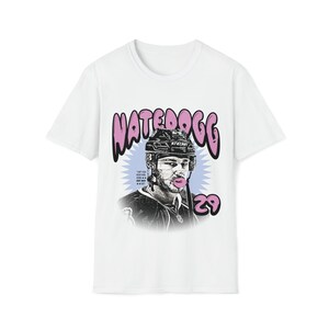 softstyle T-shirt: Nathan Mackinnon - Colorado Avalanche