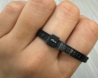 Adjustable Ring Sizer, Reusable Ring Sizer, Soft Plastic Ring Size Finder, Full and Half Size US, Ring Size Tool. Know your true ring size.