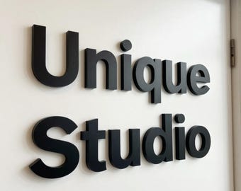 Individuelle 3D Wandbuchstaben & Logos | Personalisierte Wanddeko für Business, Büro, Zuhause