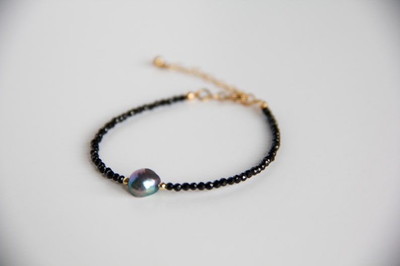 Black spinel bracelet, Pearl Bracelet, Gemstone bracelet, Gift for her