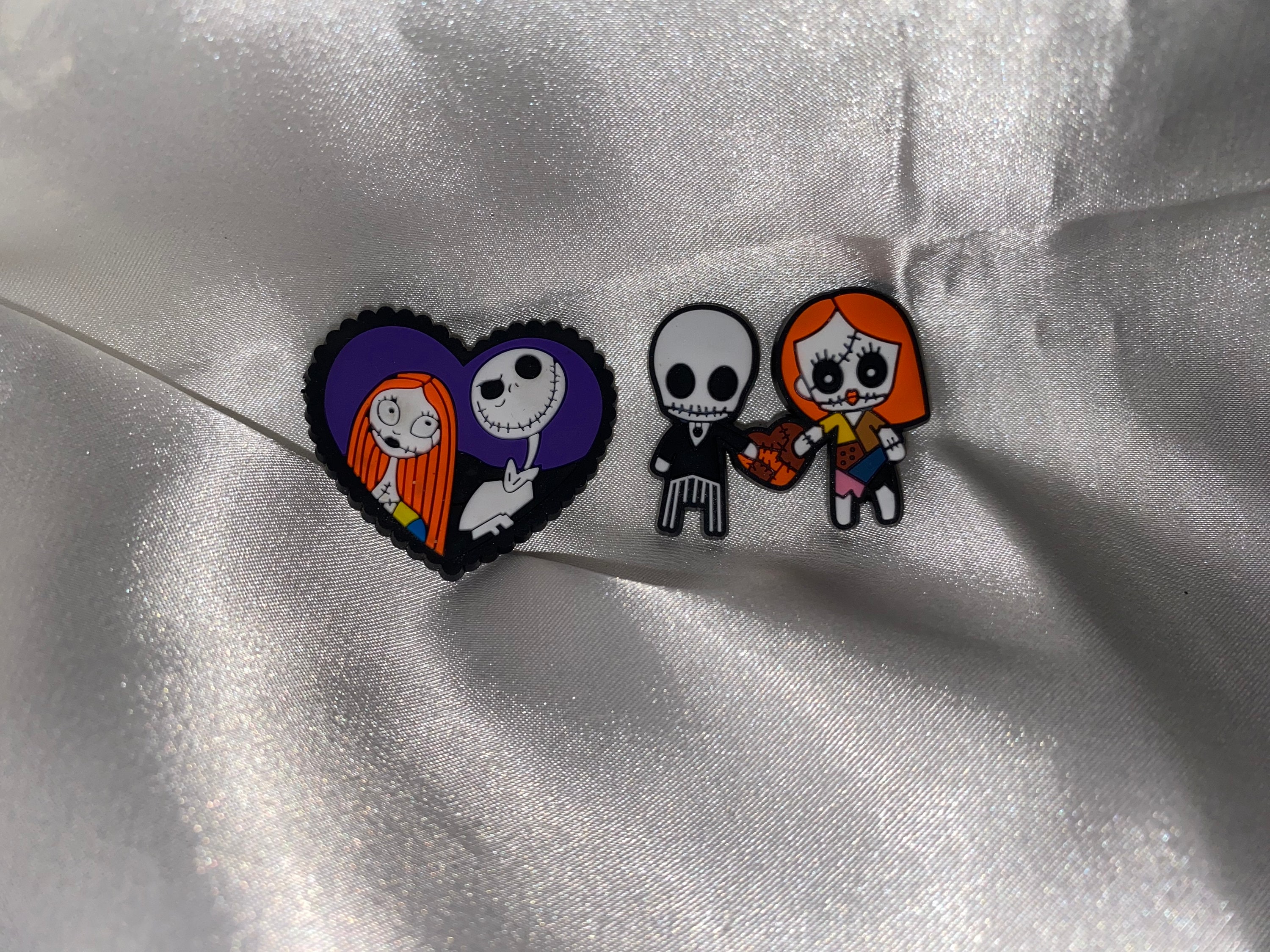 Crocs - 💀🎃🎅🏼🎁 Disney Tim Burton's The Nightmare Before Christmas  Jibbitz charms are the perfect gift for anyone on the nice or naughty list!  (Including yourself.)