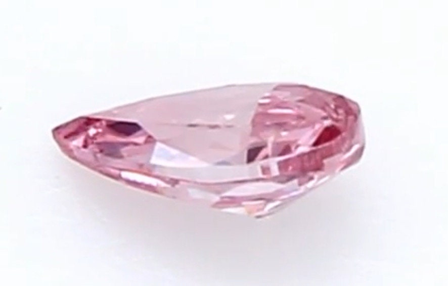0.07 Ct. Fancy Vivid Purplish Pink, Natural Even, Pear GIA