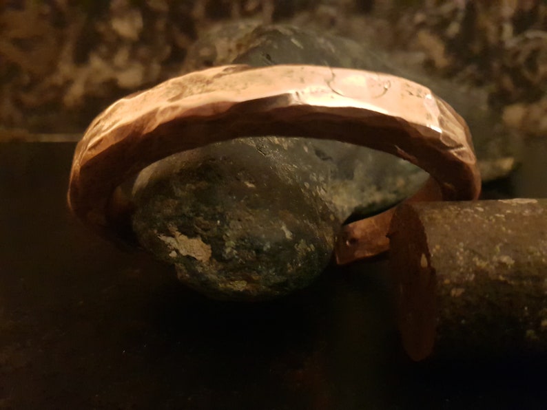 Bracelet homme cuivre. Bracelet cuivre lourd. Bracelet cuivre massif. Bracelet cuivre forgé. Bracelet cuivre forgé. Cuff bracelet. Copper bracelet. Heavy Bracelet Copper.