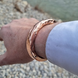 Custom Heavy Copper Cuff for men | 105 g | 12 x 10 mm | Hand Forged | Personalized Engraving | Spartacus Bracelet | Us Taxes paid