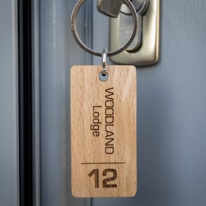 Personalized Keychain for Hotels - Custom Key Holder Featuring Hotel Name and Room Number - Key Tag for Hostels and Motels - Keyring