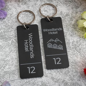 Custom hotel keychain, personalized engraved acrylic key tag, motel key fob (85 x 35 mm)