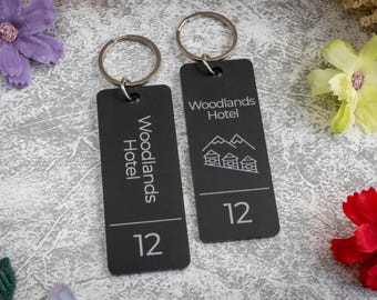 Portachiavi personalizzato per hotel, portachiavi in acrilico inciso personalizzato, portachiavi per motel (85 x 35 mm)