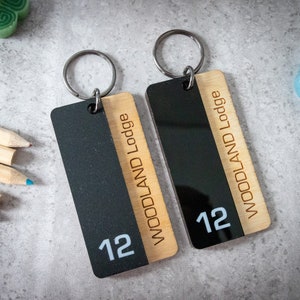 Personalized Keychain for Hotels - Custom Key Holder Featuring Hotel Name and Room Number - Key Tag for Hostels and Motels - Unique Keyring.