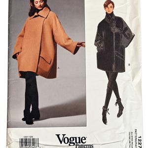 1993年 Vogue 1227 イッセイミヤケ デザイナーオリジナルソーイングパターン、オーバーサイズコート、サイズ8-18、未裁断、工場折り畳み、オリジナルラベル付き