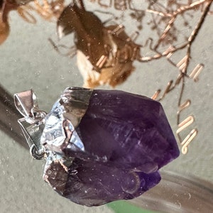 Vintage Style Jewelry Pendant! Amethyst Electroplated Pendant