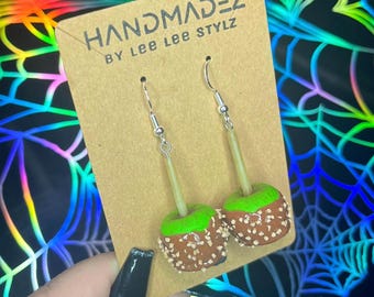 Caramel Apple Dangle Earrings || Realistic Miniature Food || Fall Jewelry || Halloween Accessories