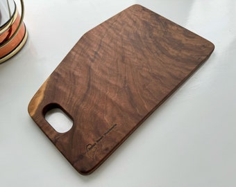 Small reversible highly figured walnut charcuterie/serving/presentation/ grazing board.