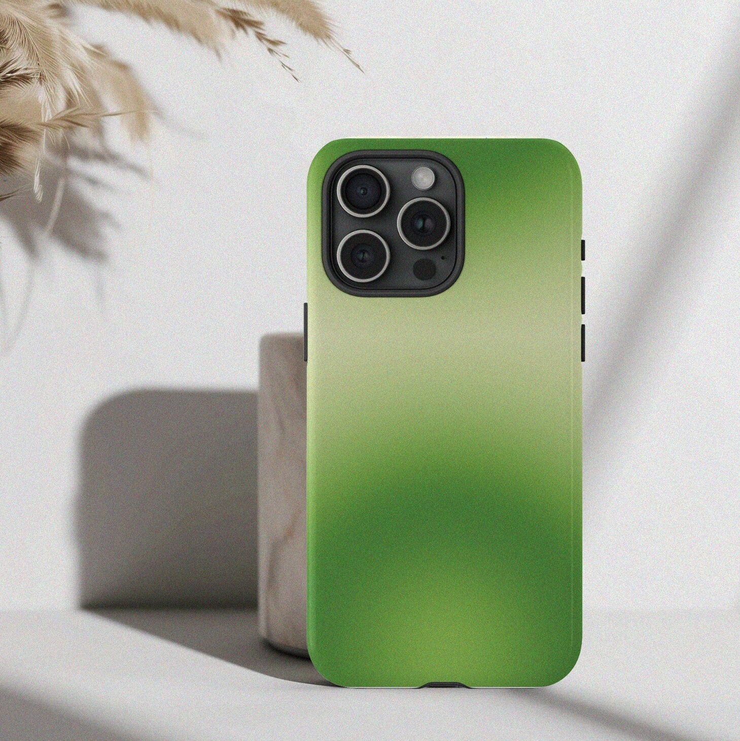 Trendy Green Aura iPhone 15 14 13 Pro Max Plus Hard Case Green Retro