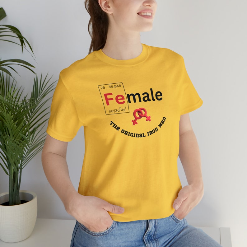 Manches courtes unisexe au design féminin - Tableau périodique des données tendance, t-shirt original Iron Man en coton doux - Cadeau parfait pour maman et elle image 10