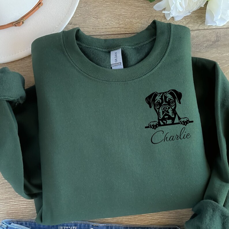 CUSTOM BOXER DOG Mom Sweatshirt, Boxer Custom Dog Name Sweatshirt