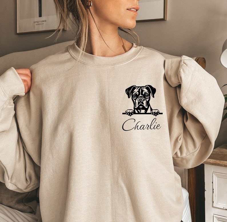 CUSTOM BOXER DOG Mom Sweatshirt, Boxer Custom Dog Name Sweatshirt