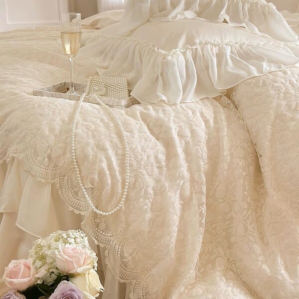 Luxury Princess Style Flower Lace Cotton Ruffled Duvet Cover Set 4pcs Wedding Bedding Set Bedsheet Green Cream Pink Floral Express Shipping